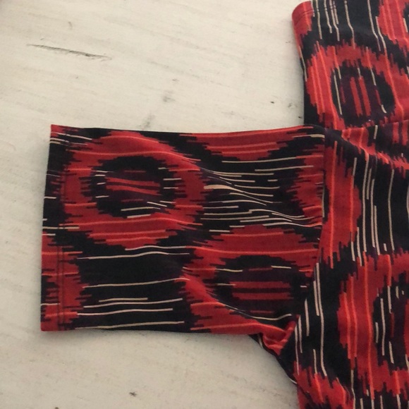 Lularoe top - Picture 3 of 4